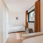 2 Bed In Whitby Oc-ra004 *